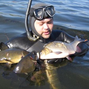 BRANT 5
охота на Язёвом озере,попадаются нехилые линьки и язи , до з кг