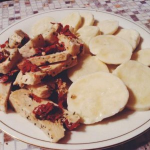 Итальянская Качотта с помидорами и Моцарелла