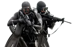 navy_001.webp