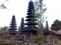 12102009045.webp