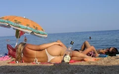 pics-002.webp