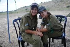 1346764790_israel_woman_09.webp