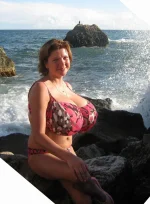 2728375329.webp