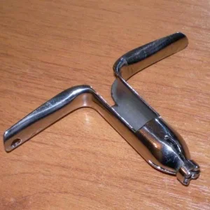 524
