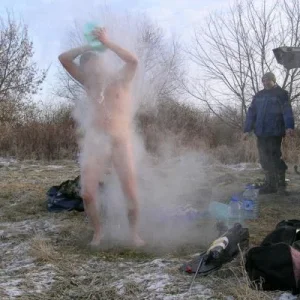 ополоснулся...