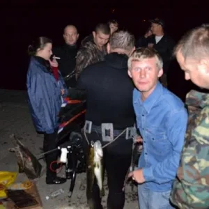Спина Рыбы))