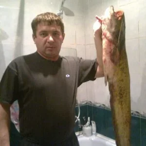 уже сом.. 7 800