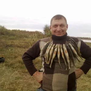 Извини дорогая, коралловых не нашел.