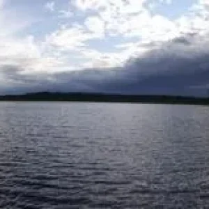Вечер около водЫ