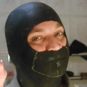 Подбородок сделал более эргономичным.