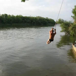 ю