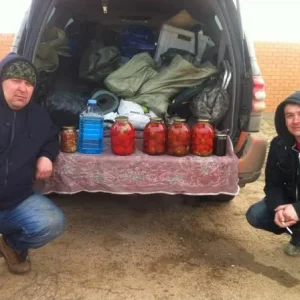 Затарились