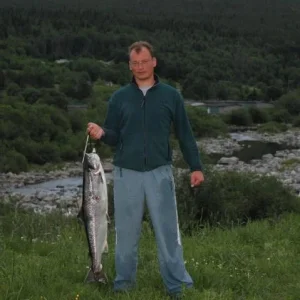 руку не вытягивал...