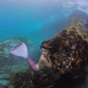 Вот она Я, ваша русалка))) Обитаю в Японском море в основном)))
