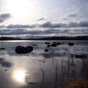 Камни здесь везде