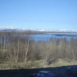 оз. Кутырь (часть . большой Имандры)
Вид из окна (2 эт)