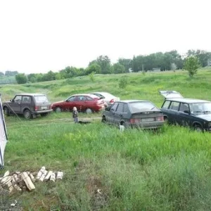 Раннее утро 12.06.2010, народ "подтягивается".