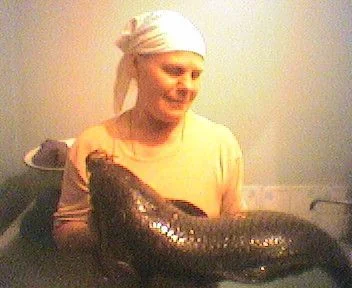 79b517dcae55 четвёртый сазан и пятый трофей. Сазан 8,2 кг взят на Ш.котлованах ружьём аллигатор 600 в сентябре 2006 года второго числа.