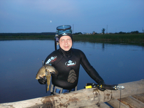 Апрель 2010г.
Линь-0,7кг.