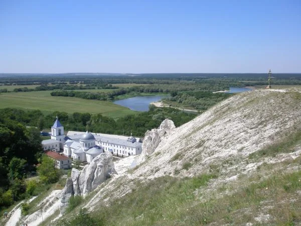 Дивногорье, муж. монастырь, Воронежская обл. (р. Дон)