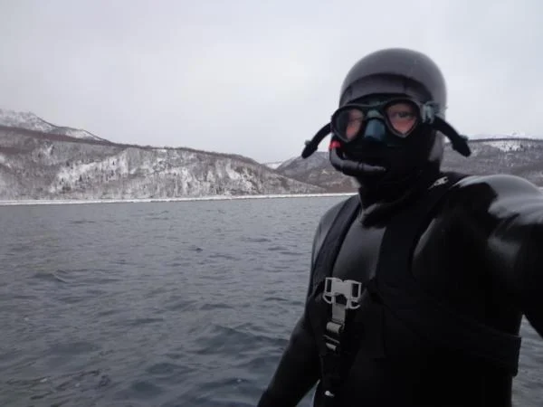 DSC04143
На подводной скале