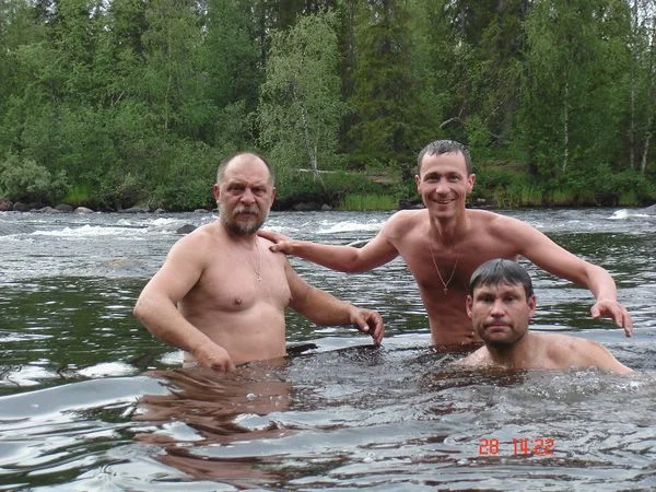 Эх...! С легким паром да в студеную водицу...хорошо!!!