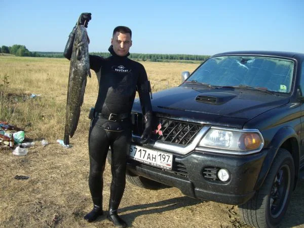 Первый сомик...