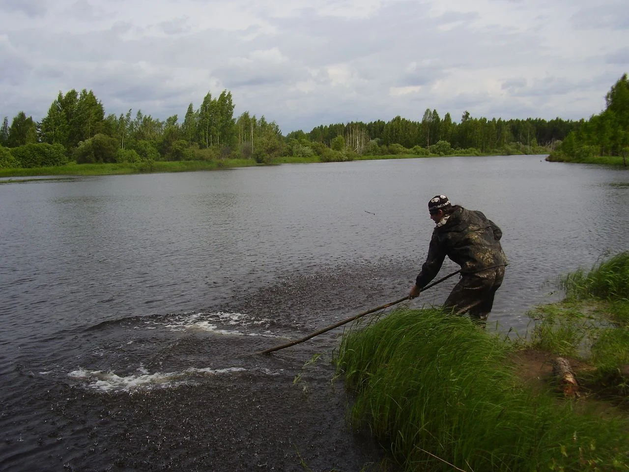 Рыбинка.Июнь 2008. Река Реня