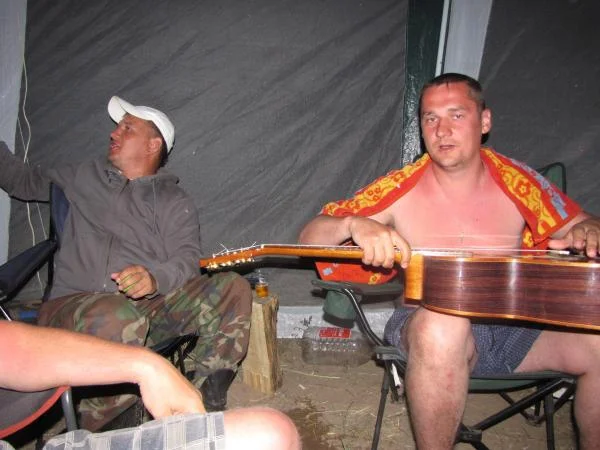 типа пивуны...