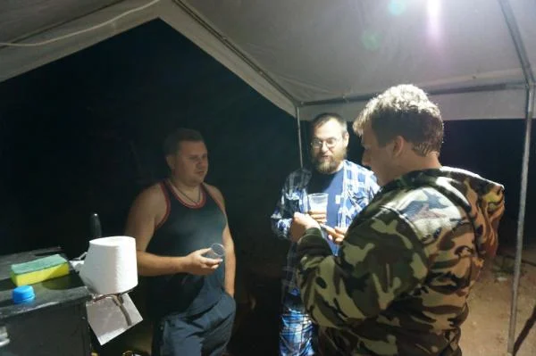 Torn нарезав несколько кругов рядом, с группой таких же потерявшихся,  в поисках съезда , наконец то прибыл к заветной точке....Сюда к заветному крану