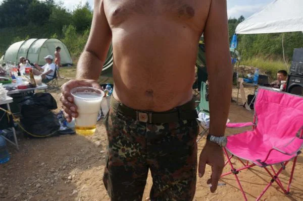 ....влияние пенного пива на рост живота  и надо ли втягивать живот при знакомстве с девушкой...