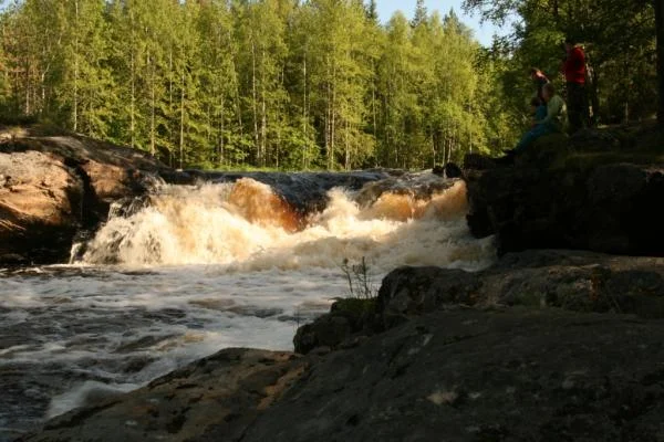 водопадег
