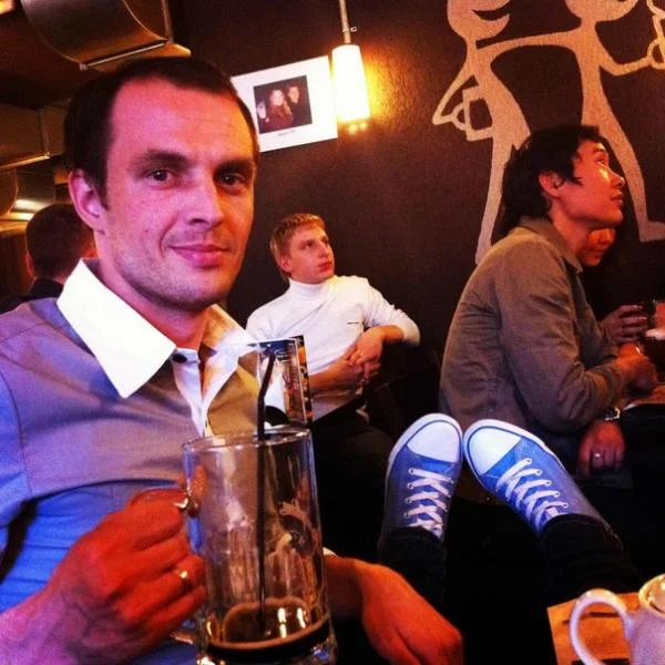 z6qE0AtQA6g