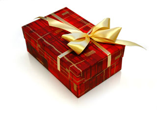48584939_1252660533_present2.jpg