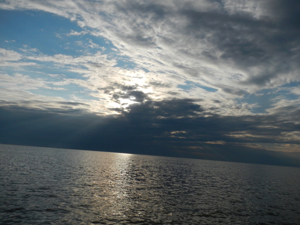 0_9f949_622beb6b_XXL.jpg