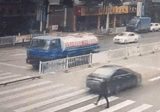 tumblr_o6nfquUPbc1qzhjh2o1_400.gif