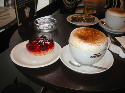 0_1a271_93b02743_-2-L.jpg
