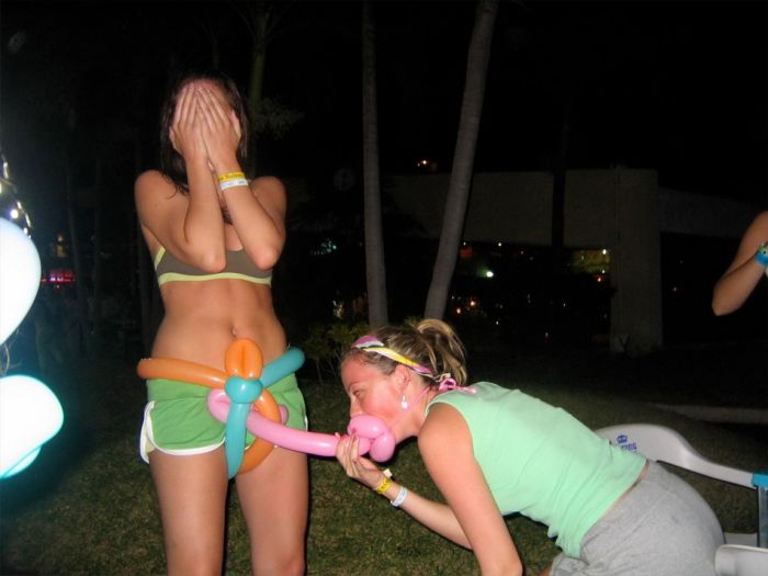 party_girls_12.jpg